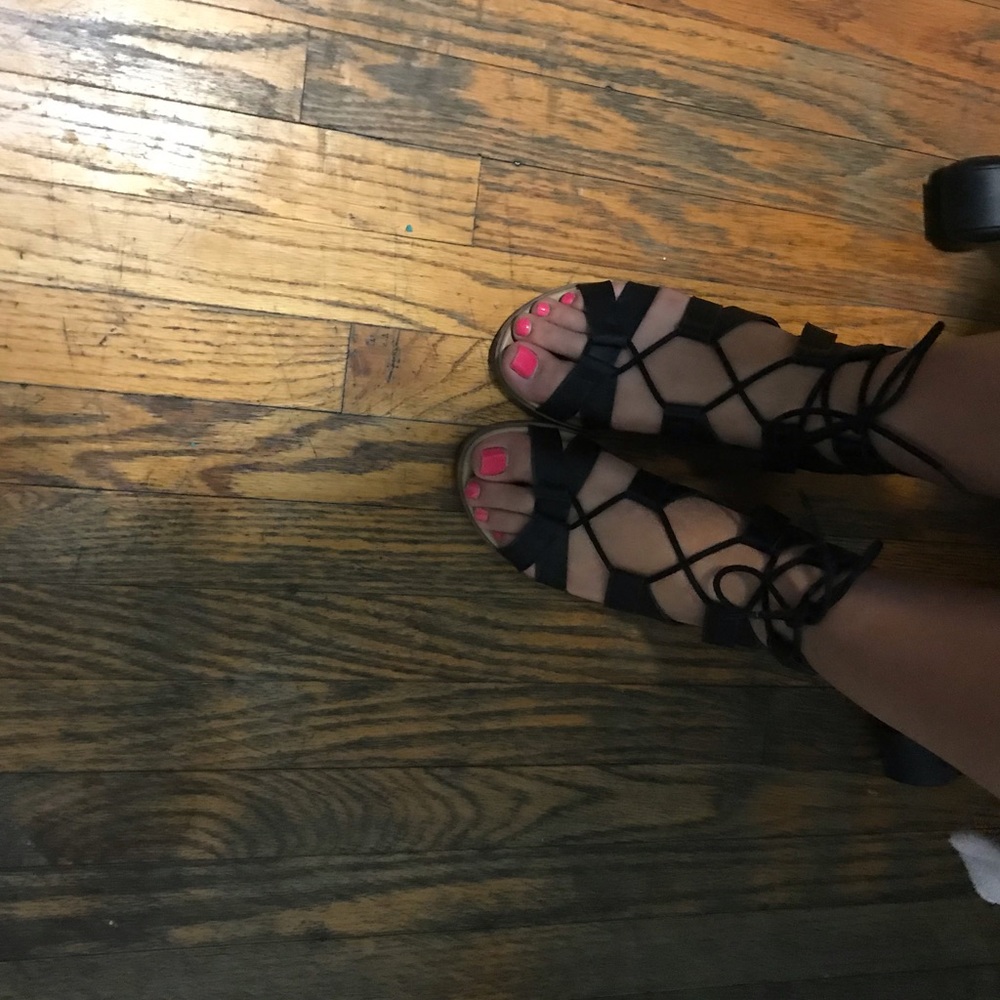Black sandals, with 1 inch heel